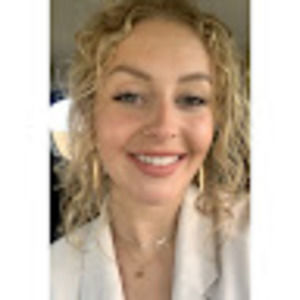 Meet your Posher, Claire